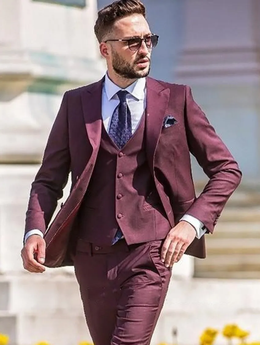 Fashion Burgundy Groom Tuxedos Peak Lapel Groomsmen Mens Wedding Dress Excellent Man Jacket Blazer 3 Piece Suit(Jacket+Pants+Vest+Tie) 188