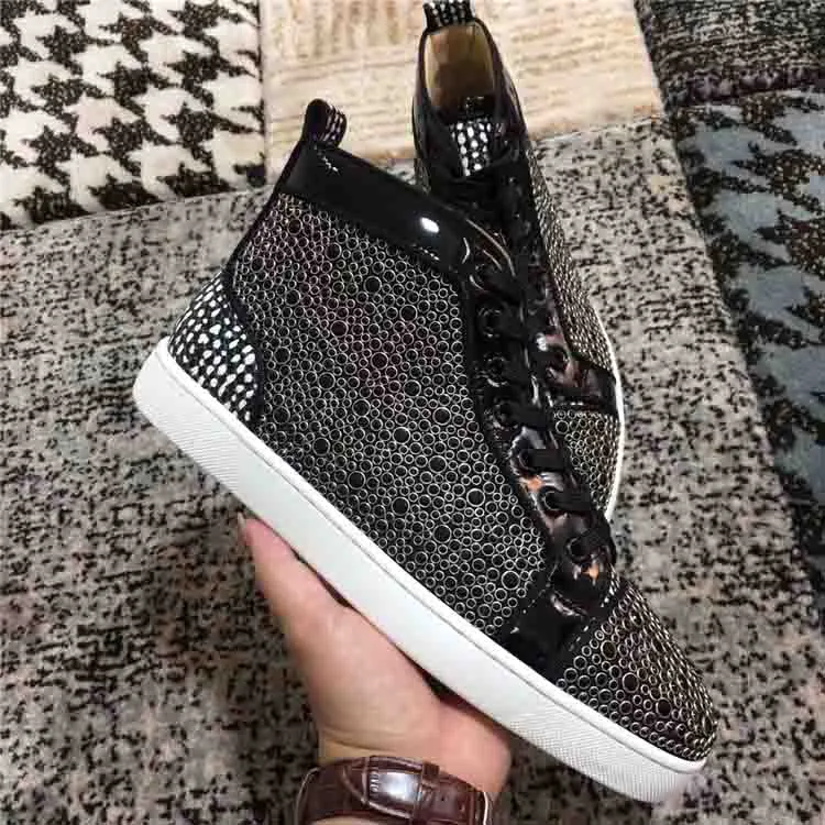 Top perfecte volledige studs spikes kralen rode zolen Homme sneakers schoenen voor vrouwen, heren zwarte kralen bezaaid rode bodem casual wandelschoenen