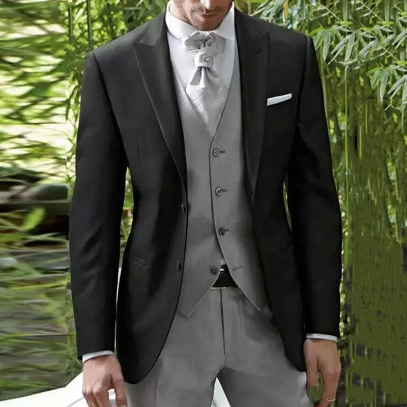 Schwarzer Bräutigam-Smoking mit spitzem Revers, schmale Passform, 3-teiliger Trauzeugen-Hochzeitsanzug, beliebter Herren-Business-Jacken-Blazer (Jacke + Hose + Krawatte + Weste) 2658