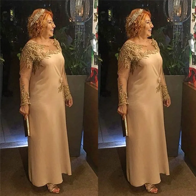 Elegante abito gioiello per la madre della sposa in chiffon lunghezza tè con maniche lunghe e applicazioni su misura