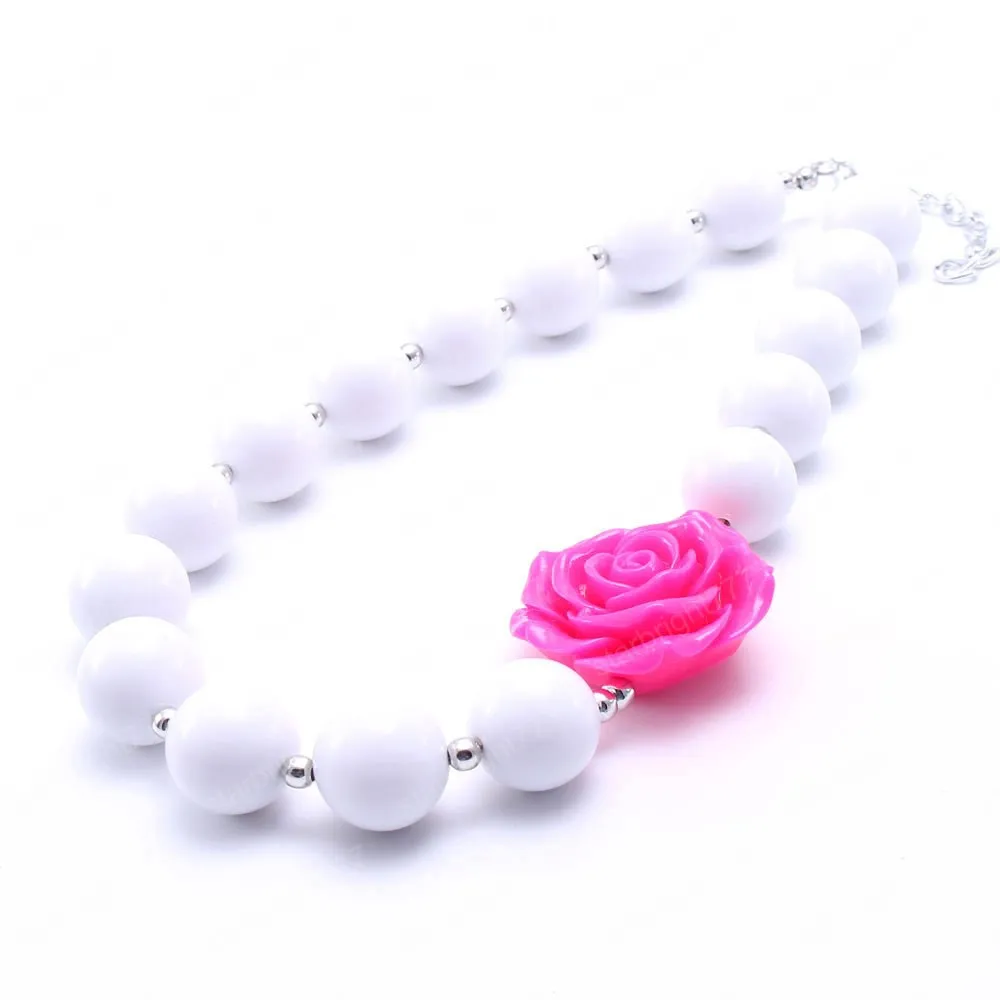 Fleur enfant enfants perles acryliques collier mode filles bébé gros Bubblegum collier bijoux faits à la main pour cadeau