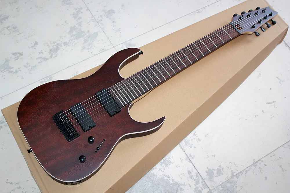 Usine en gros 8 cordes guitare électrique marron avec touche en palissandre, matériel noir, reliure blanche, peut être personnalisée