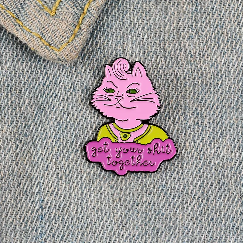 Broches para mulheres cor-de-rosa gato esmalte pino desenhos animados crachá animal pino de lapela original roupas mochila moda jóias presente para um amigo