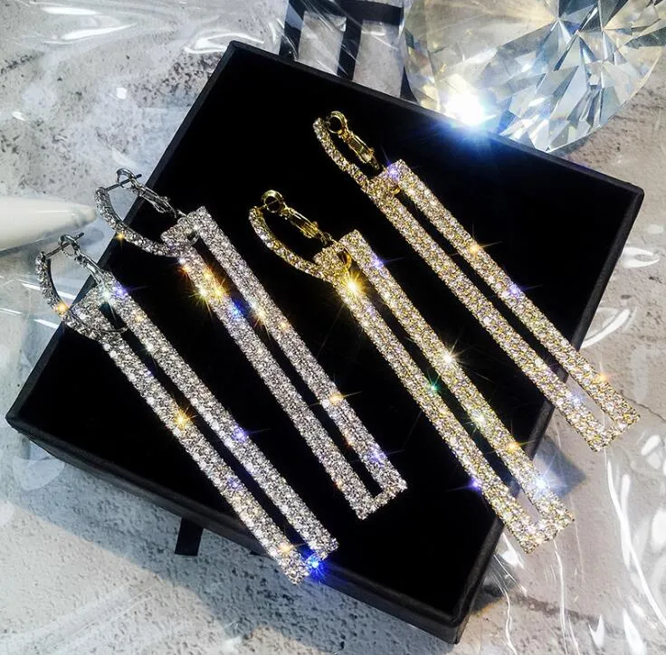 Joyas de diseñador de lujo Las mujeres colgan los aretes colgantes con brillantes anillos de los oídos de estilo geométrico de cristal para la fiesta