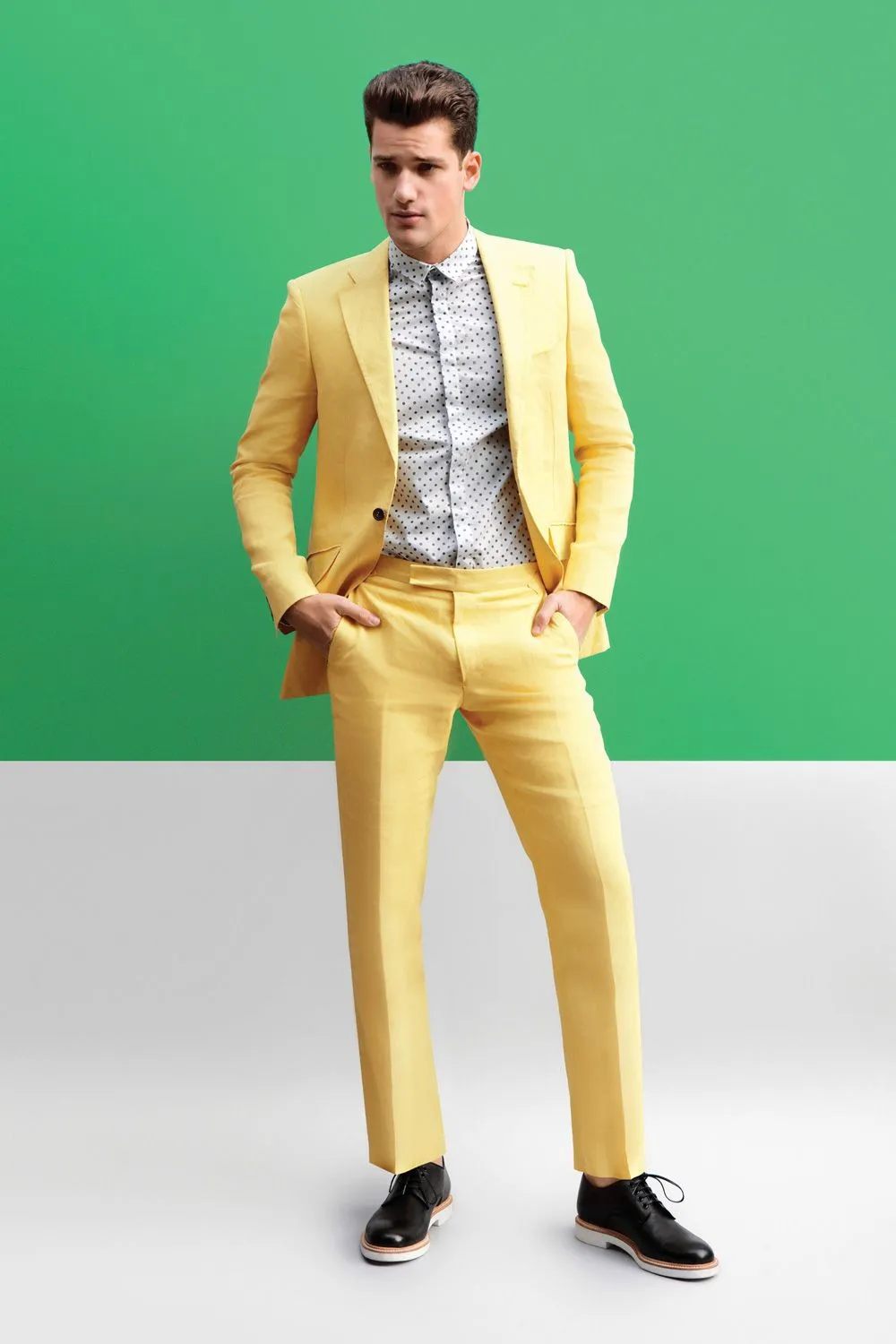 Новое прибытие Groomsmen Нотч Groom Смокинги желтый Мужские костюмы Свадебные / Prom / Dinner шафером Blazer (куртка + штаны + Tie) G174