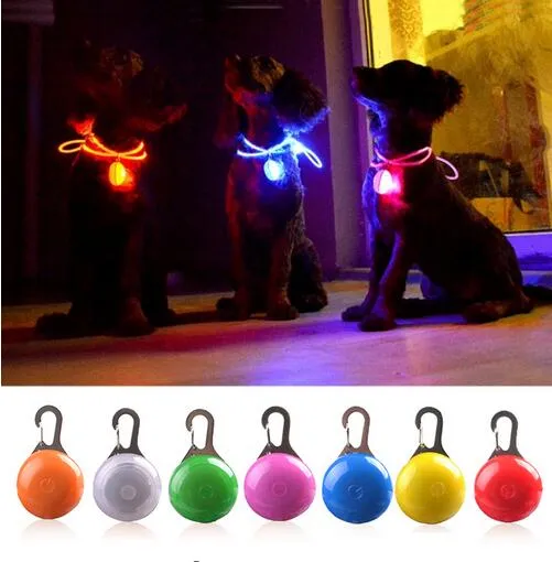 Collar con linterna LED para perros y gatos, colgante brillante de seguridad nocturna para mascotas, collar luminoso con decoración brillante para perros GB243