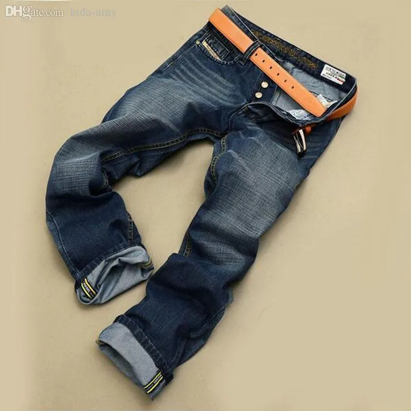 Venta al por mayor-pantalones vaqueros para hombre, diseñador superior, ropa de marca famosa, pantalones vaqueros rectos para hombres, moda de Europa y América, estilo motorista, pantalones vaqueros de mezclilla para hombre