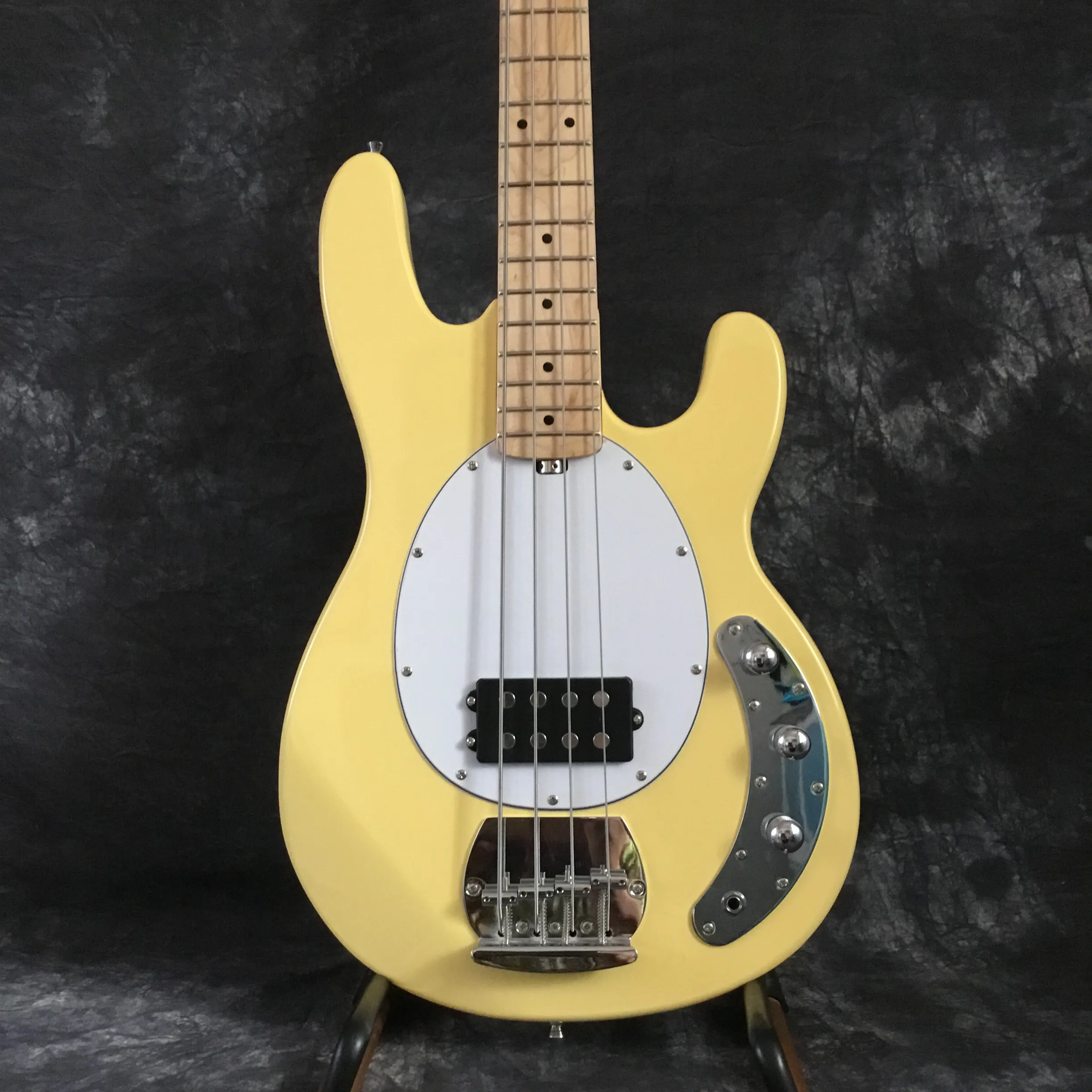 Compra ¡Envío Gratis! Venta Caliente De Alta Calidad De 4 Cuerdas Ernie Ball  Music Man Stingray MUSICMAN Bajo Eléctrico Barato | Entrega Rápida Y  Calidad | Es.Dhgate