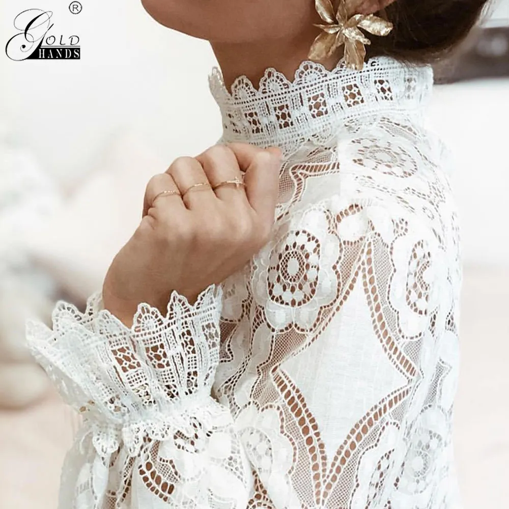 Gouden handen elegant wit kanten dames mock nek lange mouw bloemen mesh kanten shirt pure haak blouse tops hollow out shirt