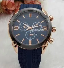 Chine production 44mm montre qualité designer montre top marque luxe montre en caoutchouc hommes date automatique jour noir grand explosio249j