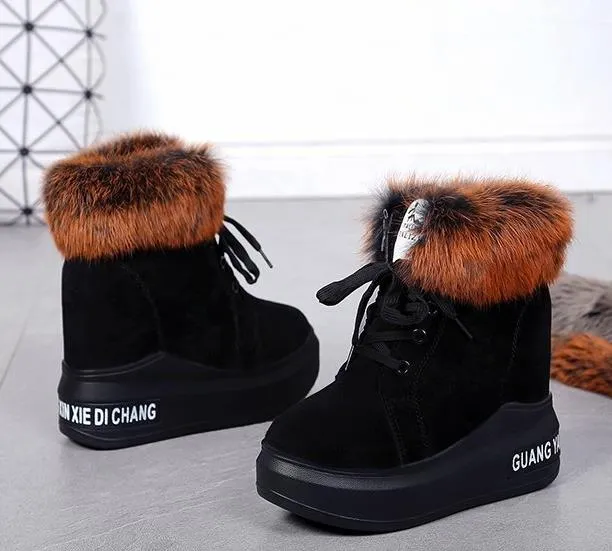 Winter boots with rubber soles 2025