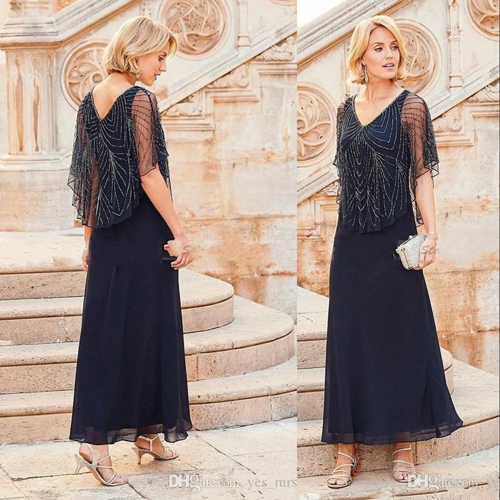 Abiti da sposa vintage economici per la madre in chiffon blu navy con scollo a V con perline di cristallo maniche corte ad aletta lunghezza alla caviglia abito per la madre della sposa