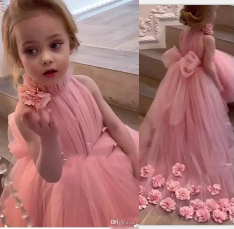 2020 Lovely Pink Flower Girls Dresses Princess High Neck Hand Made Flowers Tulle Sleeveless Big Bow Kids Birthday Girls Pageant Gowns Wear