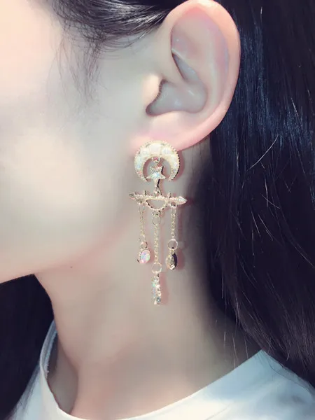 Partihandel-Ins Fashion Luxury Designer Glittering Zircon Diamonds Cute Moon Star Pearl Tassel Dangle Stud Örhängen för Kvinna Tjejer