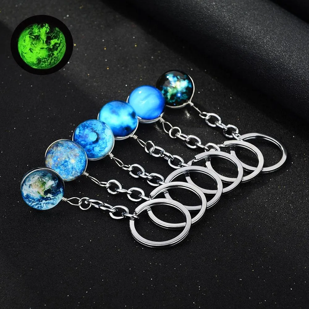 New Luminous Glow in the Dark Keychain Galaxy Universe Glass Ball Cabochon Keychains Car Bag Key Rings Creative Keyrings Jewelry Gift