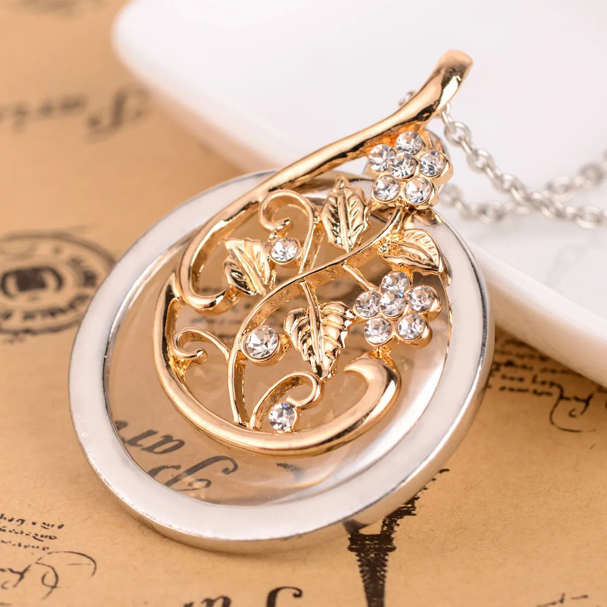 Shellhard Art Magnifying Glass Cabochon Necklace Vintage Retro Antique Life Tree Cat Map Pendant Necklaces For Women Men Jewelry