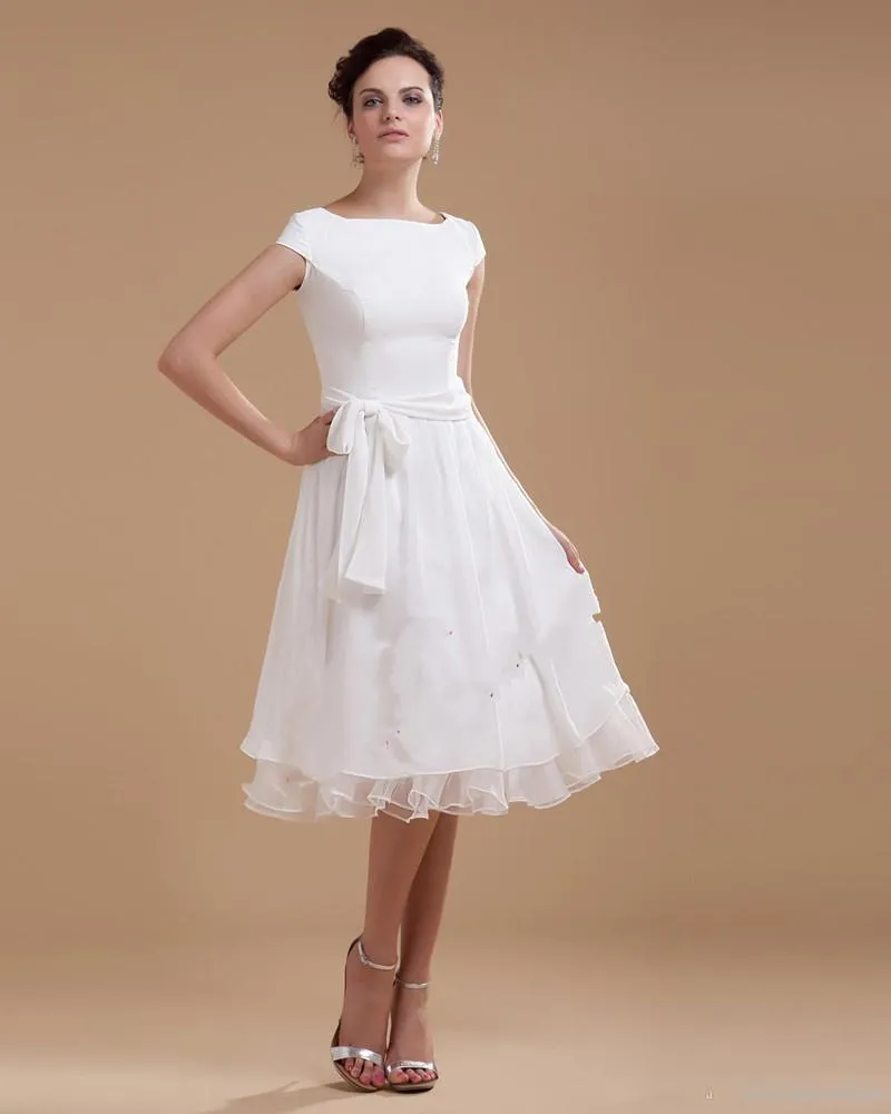 2020 New Cap Sleeve Plain Chiffon Overlay Lace Top Knee Length With Long Sash vintage wedding dress knee length wedding Gown 427