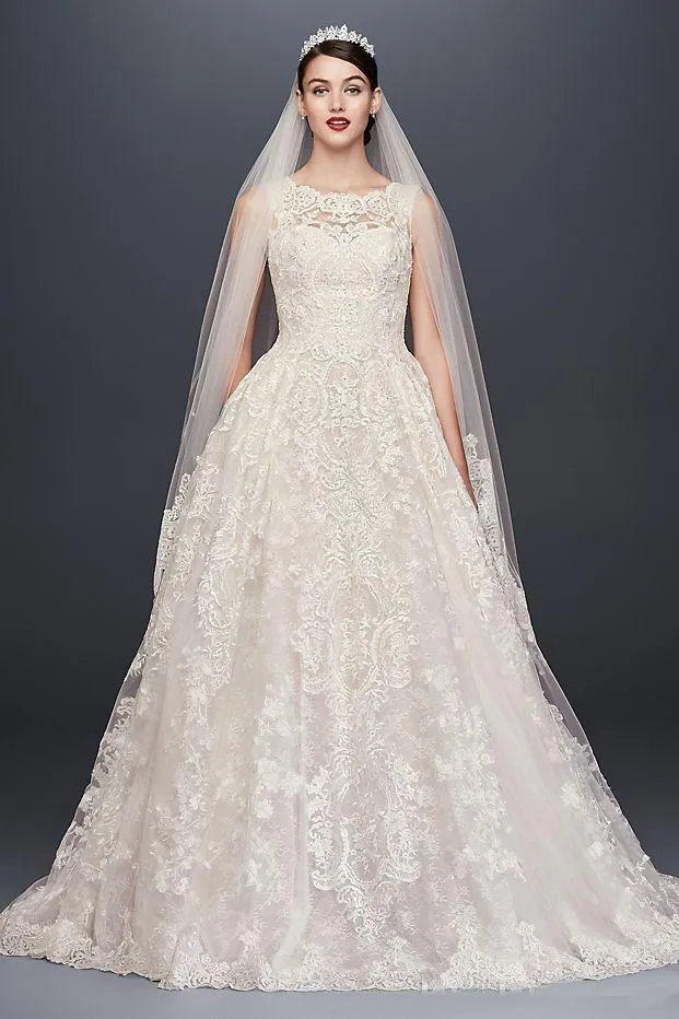 Oleg Cassini Bröllopsklänningar O Neck Back Button Lace Appliques A Line Court Train Bridal Glowns Custom Made Made