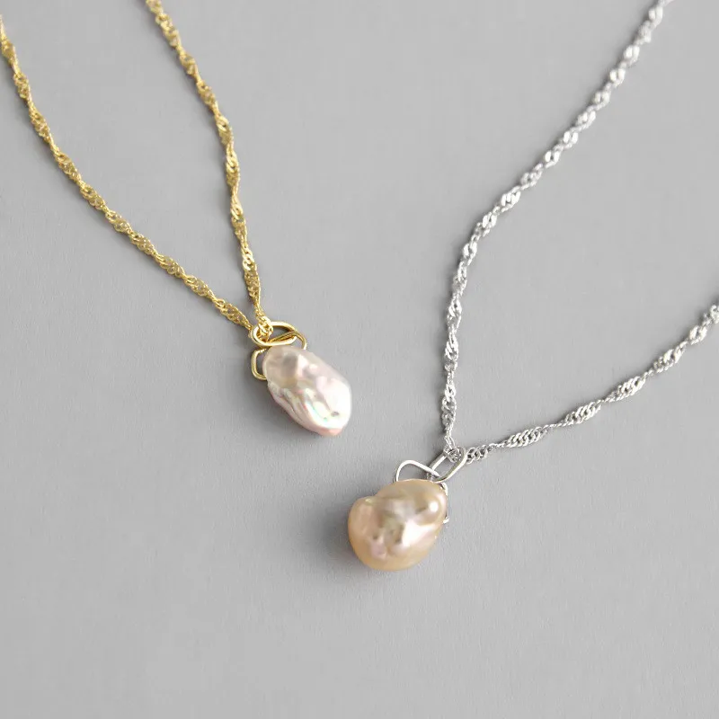 Collane a catena ondulata in argento sterling 925 Collane con pendente di perle d'acqua dolce naturale barocco irregolare di nuova moda per le donne