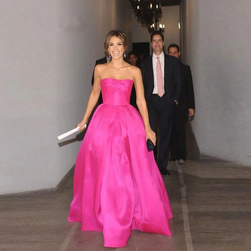 Roze satijn feestjurk vestidos longos para festa strapless floor length avondjurken goedkope lange prom jurken