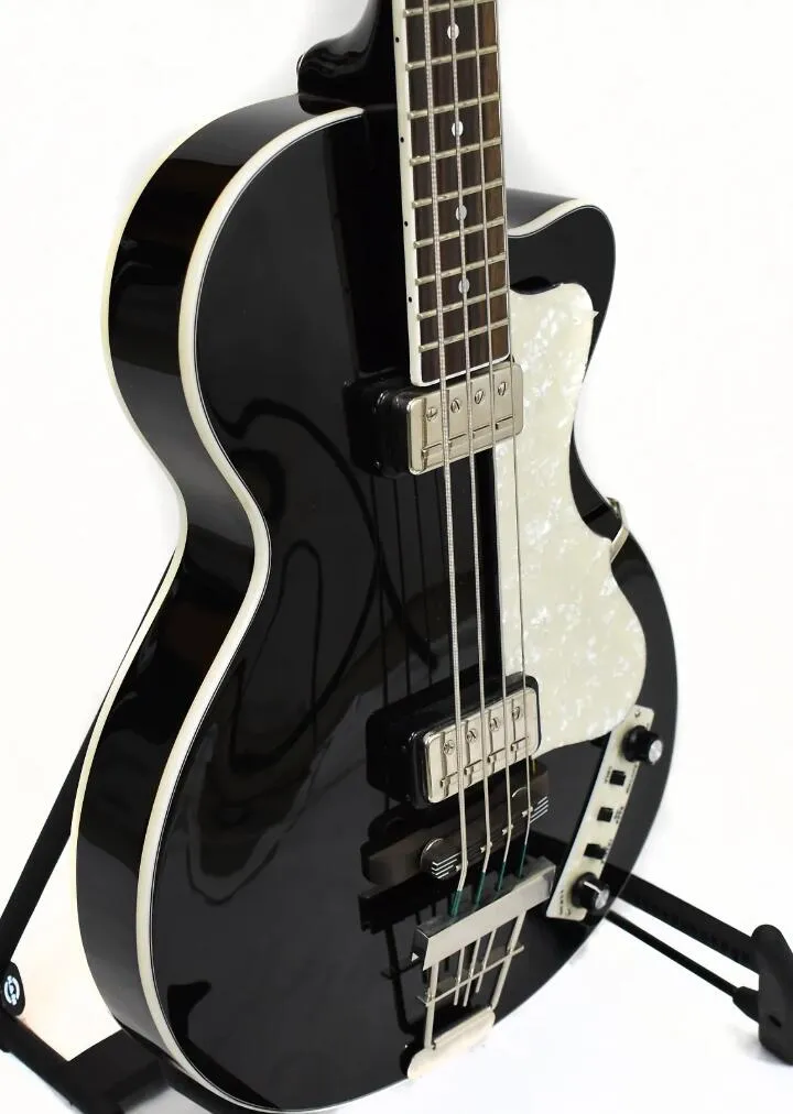 4文字列1960年代のHofner Violin Club Black Electric Bass Guitar 30 "ショートスケールの長さ、白パールピックガード