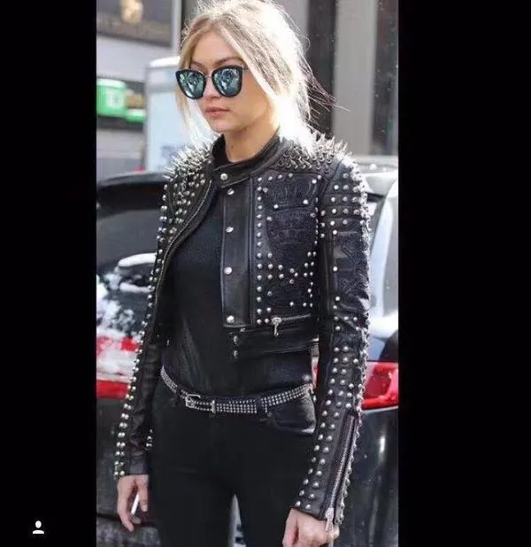 Damen PU Lederjacken Diamant Nietbriefbrief Punk Motorrad Biker Reißverletzungsfrau Frau Schichten kurzer schlanker Oberbekleidung YK012