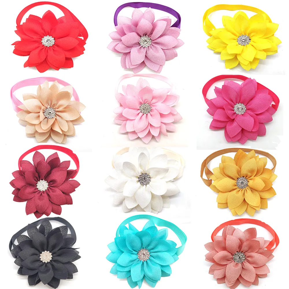 Nœud papillon Style fleur pour chien, 30 pièces, beau chiot, chien, chat, collier réglable, accessoires pour petits