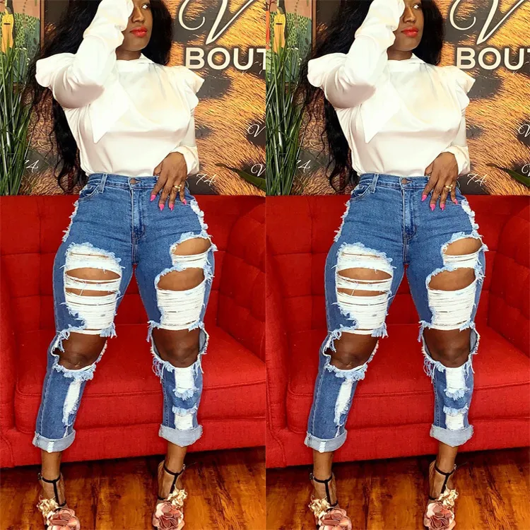Casual ripped jeans outfit sales