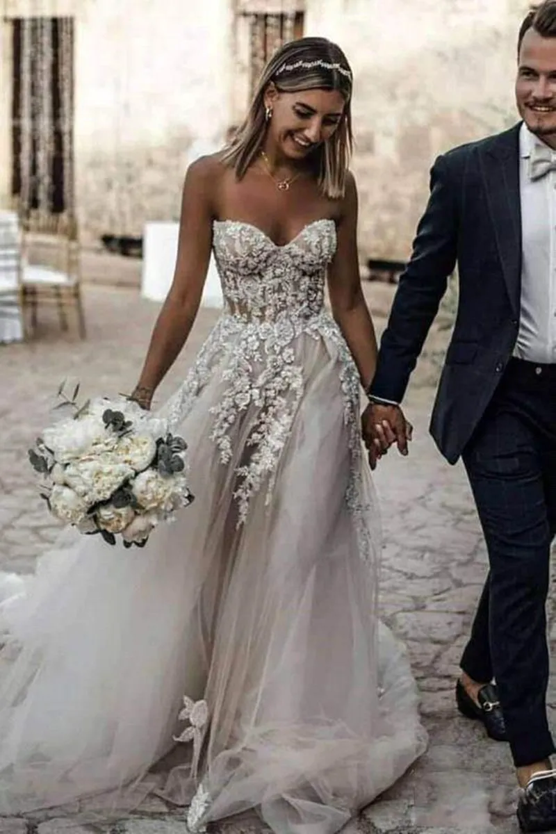 Sexy 2020 Wedding Dress Boho Sweetheart Beaded Lace Illusion Top Bridal Gown Dress Sheer Tulle Summer Beach Bride Dress For Women