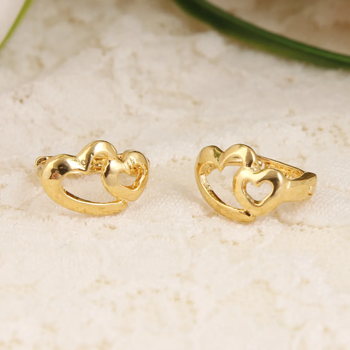 Gold Filled 3 Heart Connect Heart Drop Earrings Trendy Fashion Jewelry For  Women, Perfect Gift For African And Middle Eastern Lovers From  Wwwabcdefg886, $2.11 | DHgate.Com