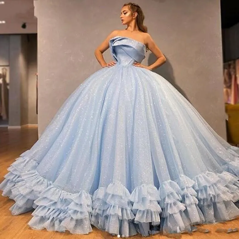 الكرة ثوب ضوء الأزرق فساتين quinceanera حمالة الترتر المتدرج تول منتفخ تخرج اللباس الدانتيل احتياطي الفتيات أثواب مهرجان