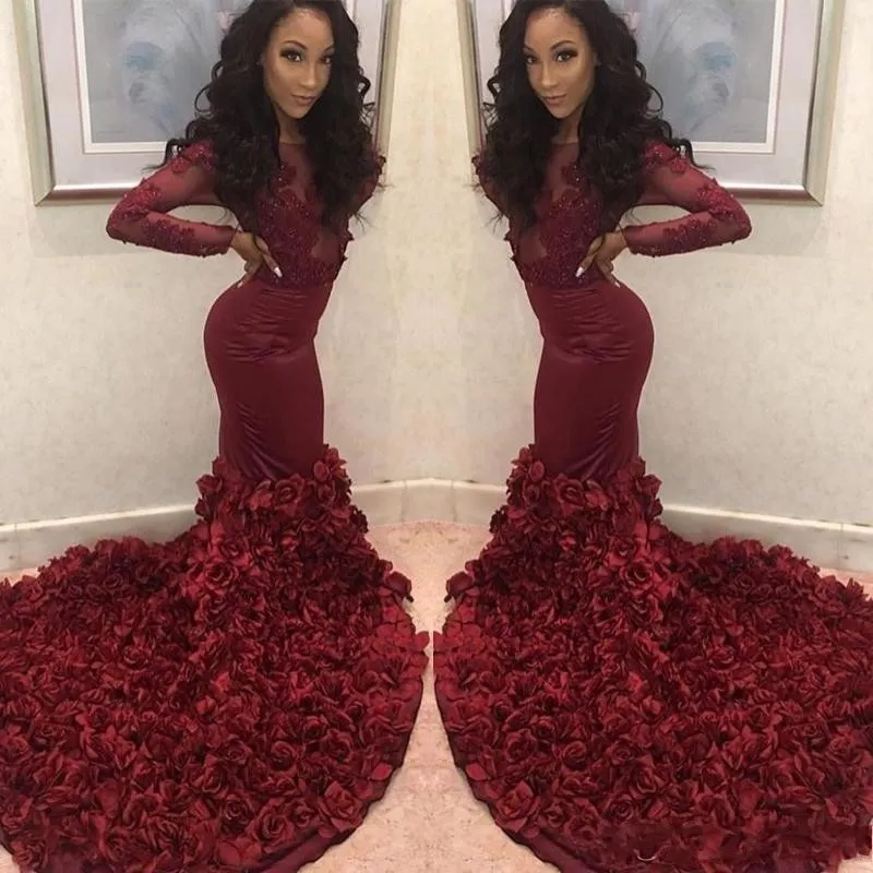 2019 Sexy Bourgondië Mermaid Prom Dresses Sheer Neck Rose Flowers Lange Mouwen Kant Applicaties Beaded Plus Size Avondjurk Draagtjurken