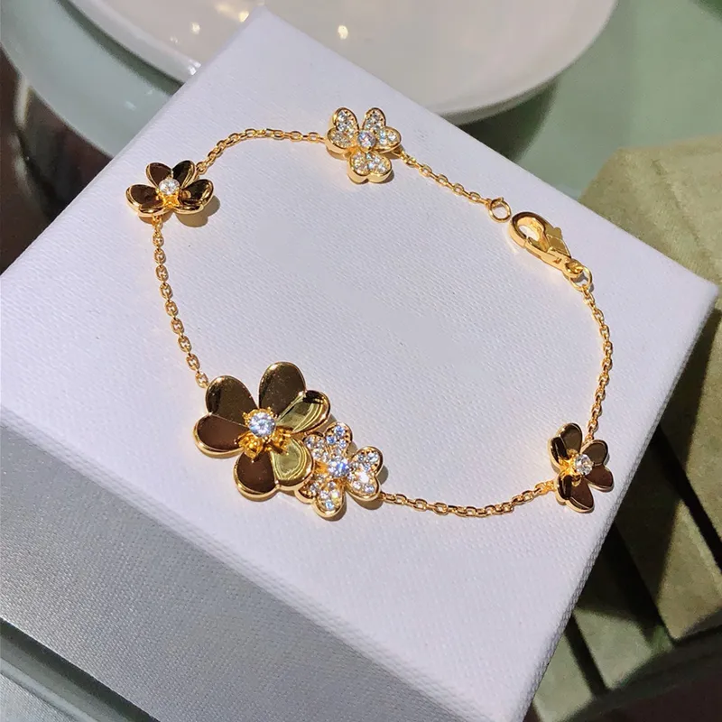 Hot sell 925 Sterling Silver Brand Jewelry For Women Silver Chain Clover Bracelet Praty Wedding Jewelry Gold Color Flower clover Bracelet