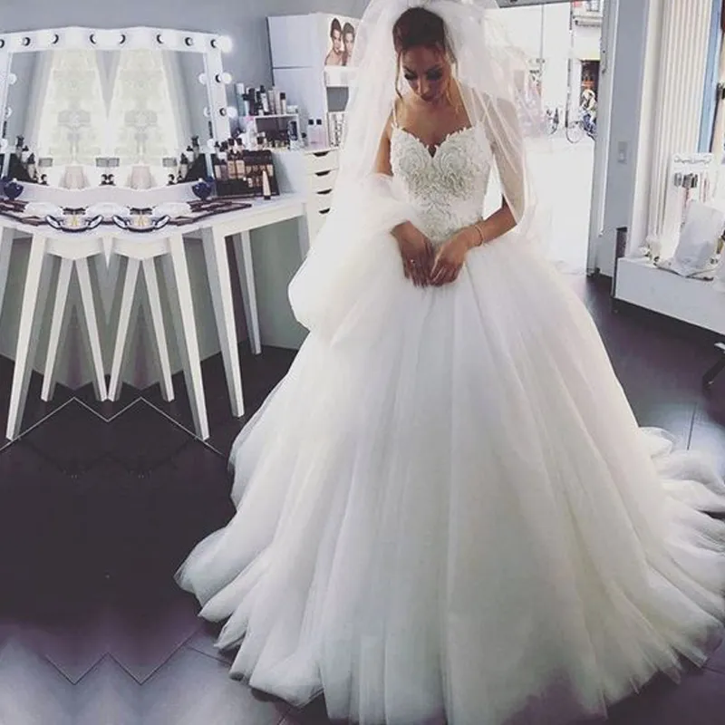 2019 cintas de espaguete apto e flare vestido de bola vestidos de noiva frisado laço apliques bordados bordado back back puffy tulle vestidos de noiva