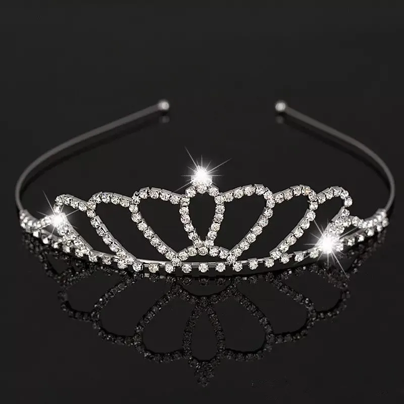 Belle Brillant Cristal De Mariée Diadème Partie Pageant Argent Plaqué Couronne Bandeau Pas Cher De Mariage Diadèmes Accessoires MMA1625