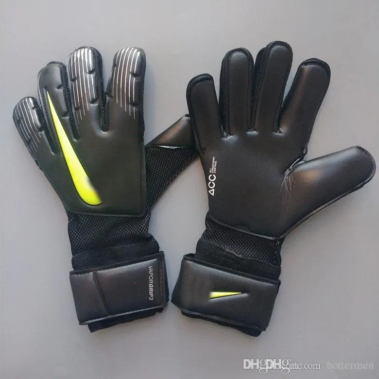 SGT Unisex Soccer Goalkeeper Gloves Without Finger Protection Guard Thicken Latex Football Goalie Gloves Non-slip Goal keeper Glov278k