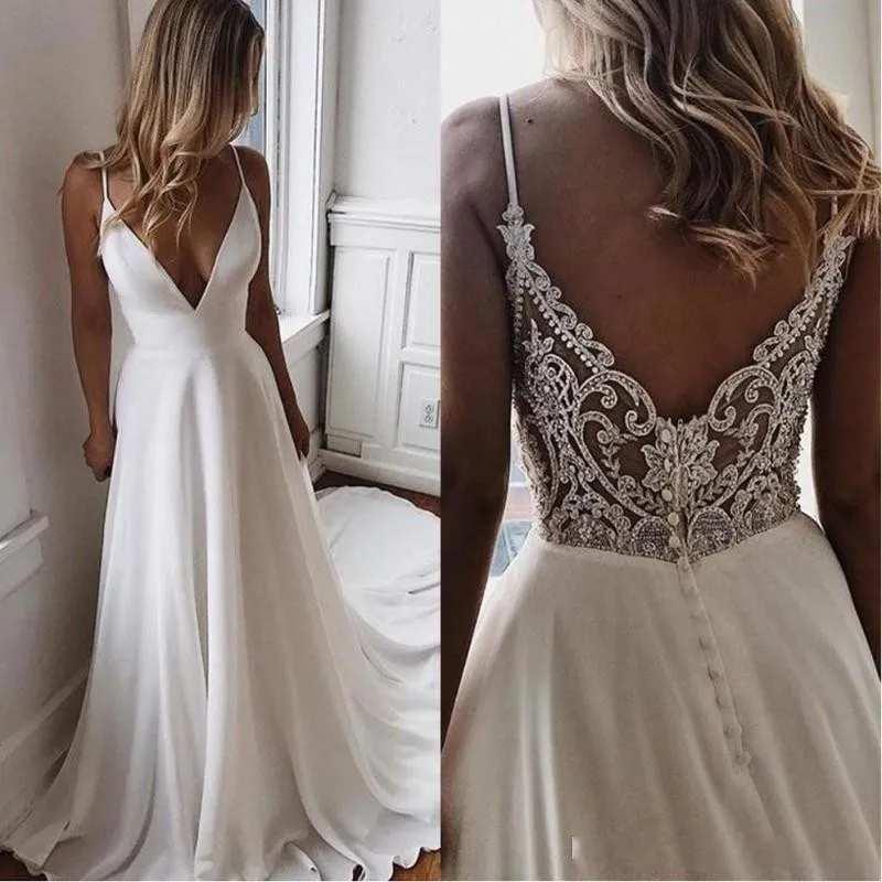 2024 Country Sexy A Line Wedding Dresses V Neck Chiffon Appliques Open terug met Button Court Train Plus Size Boho Bridal Ghowns Custom 403