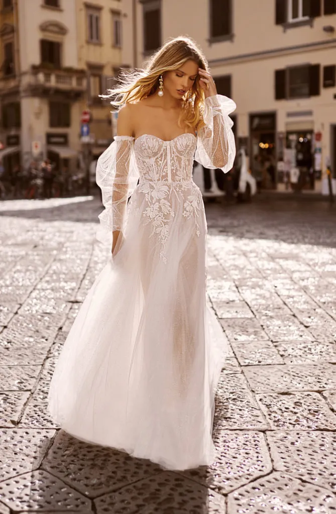 Bohemian Berta A-Line boho chic wedding dress with Long Sleeves, Strapless Appliqued Tulle, and Sweep Train - Custom Made Vestidos de Novia