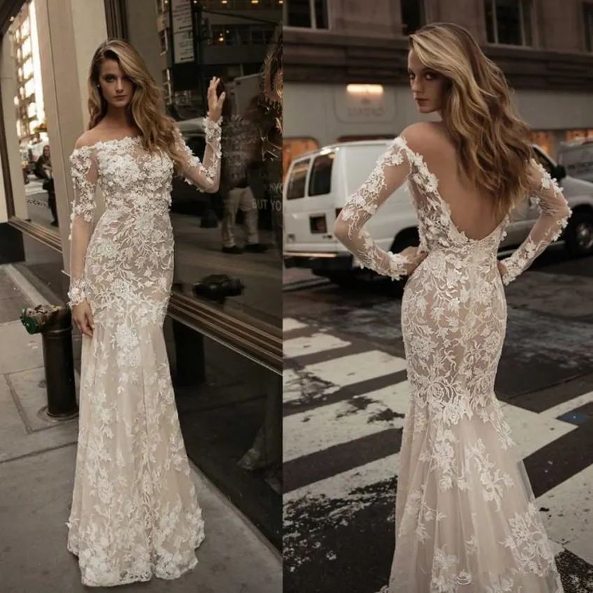 Abiti da sposa con applicazioni floreali Berta 3D con maniche lunghe con spalle scoperte Abiti da sposa a tromba senza schienale Abito da sposa a sirena in pizzo 3919