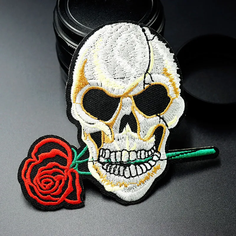 Rose Skull DIY Ткань Значки Патч Вышитая аппликация Швейная Одежда Наклейки Одежда Аксессуары