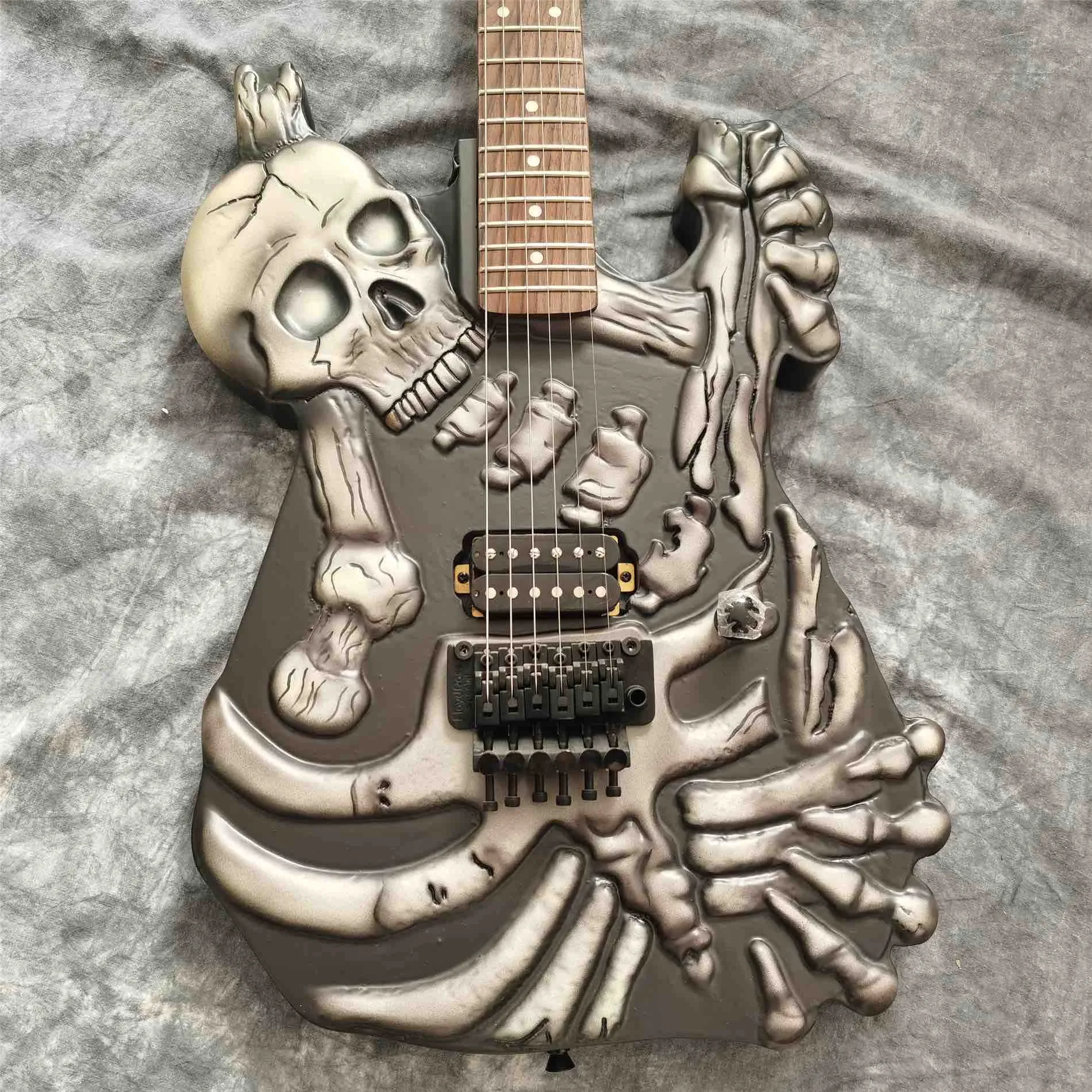 Personnalisé Nouveau Crâne Noir Sculpture Corps 6 Cordes Guitare Électrique  Touche Palissandre Guitare Couleur Mate Du 440,95 €