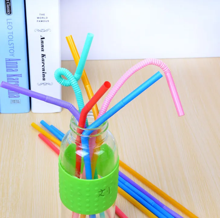 The latest color art straws disposable shape juice drinks, one set = 100 packs can be bent, made of food-grade materials