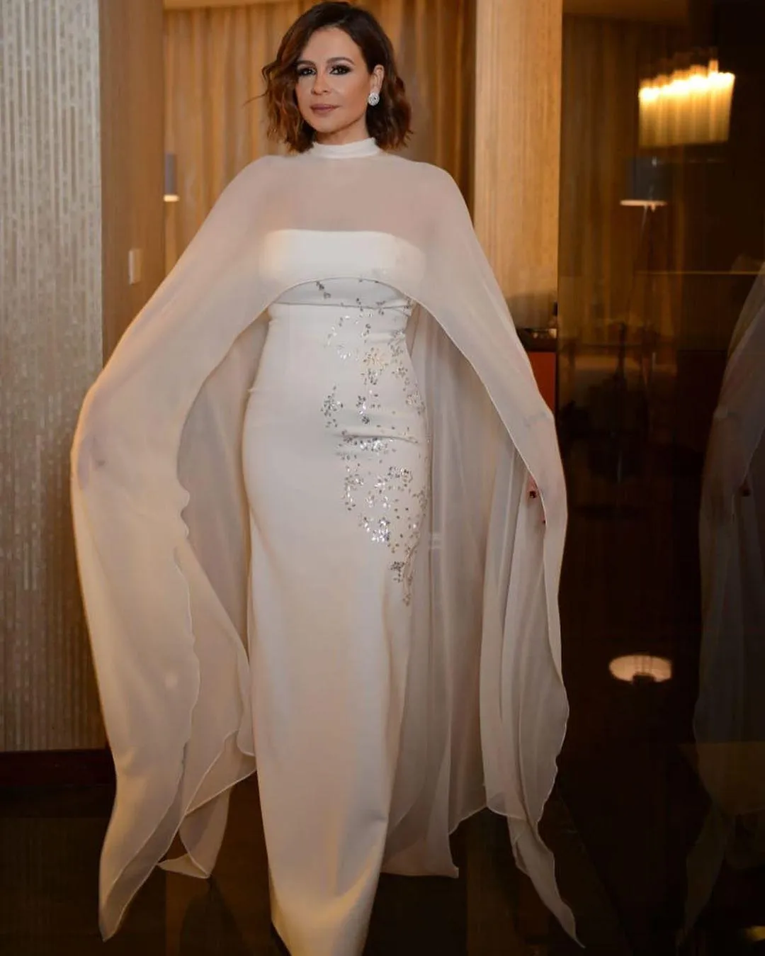 Aso Ebi Árabe Carolesamaha Branco Simples baratos Evening Dresses frisados ​​Cristais Prom Vestidos Chiffon formal Vestidos Recepção OSEGUNDO
