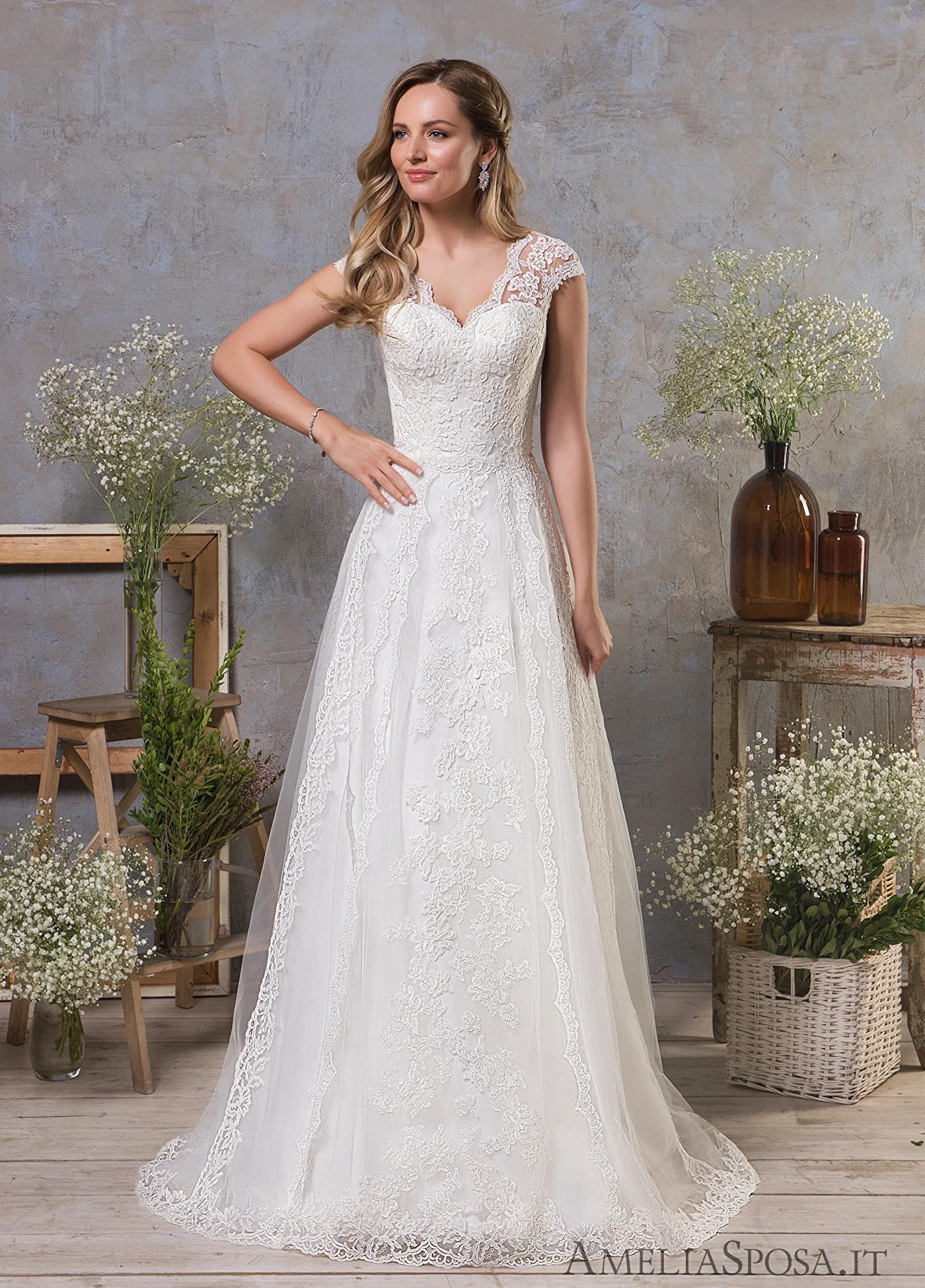 Vintage Lace A-Line V-Neck Short Sleeve Wedding Dress with Zipper Back and  Court Train from Dhgate A-Line Wedding Dresses - price 170.85