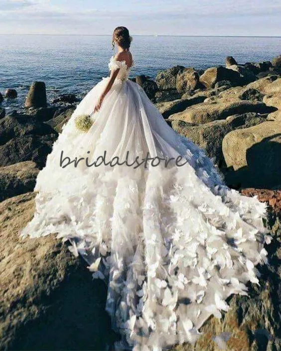 Bohemian Beach Butterfly Wedding Dresses Off Shoulder Cathedral Train Elegant African Wedding Gowns 2024 Corset Bridal Gowns From Bridalstore 144.73 DHgate.Com