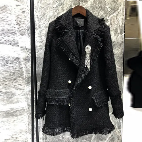 Jaqueta de tweed preto jaqueta feminina de duas cores fivela de pérola franja pequena fragrância no casaco longo