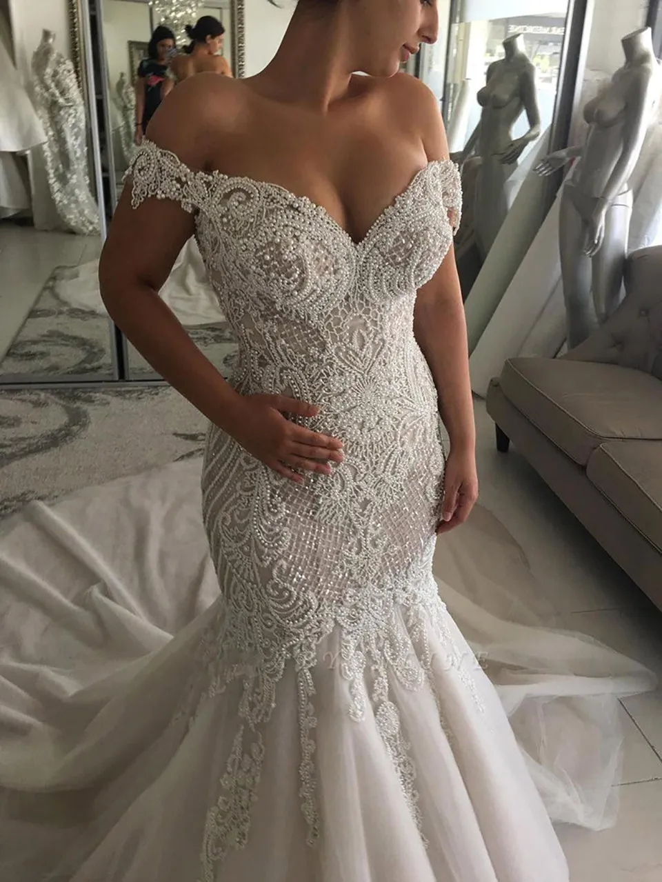 Abito da sposa a sirena in pizzo con perle di lusso Robe de Mariee Abiti da sposa sexy con scollo a V e maniche lunghe Vestido de Noiva