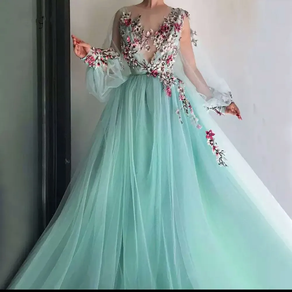 2020 New Pretty Mint Green Floral Embroidery Lace Prom Dresses Puff Full Sleeves Illusion O-neck A-line Party Dress Vestido Formatura