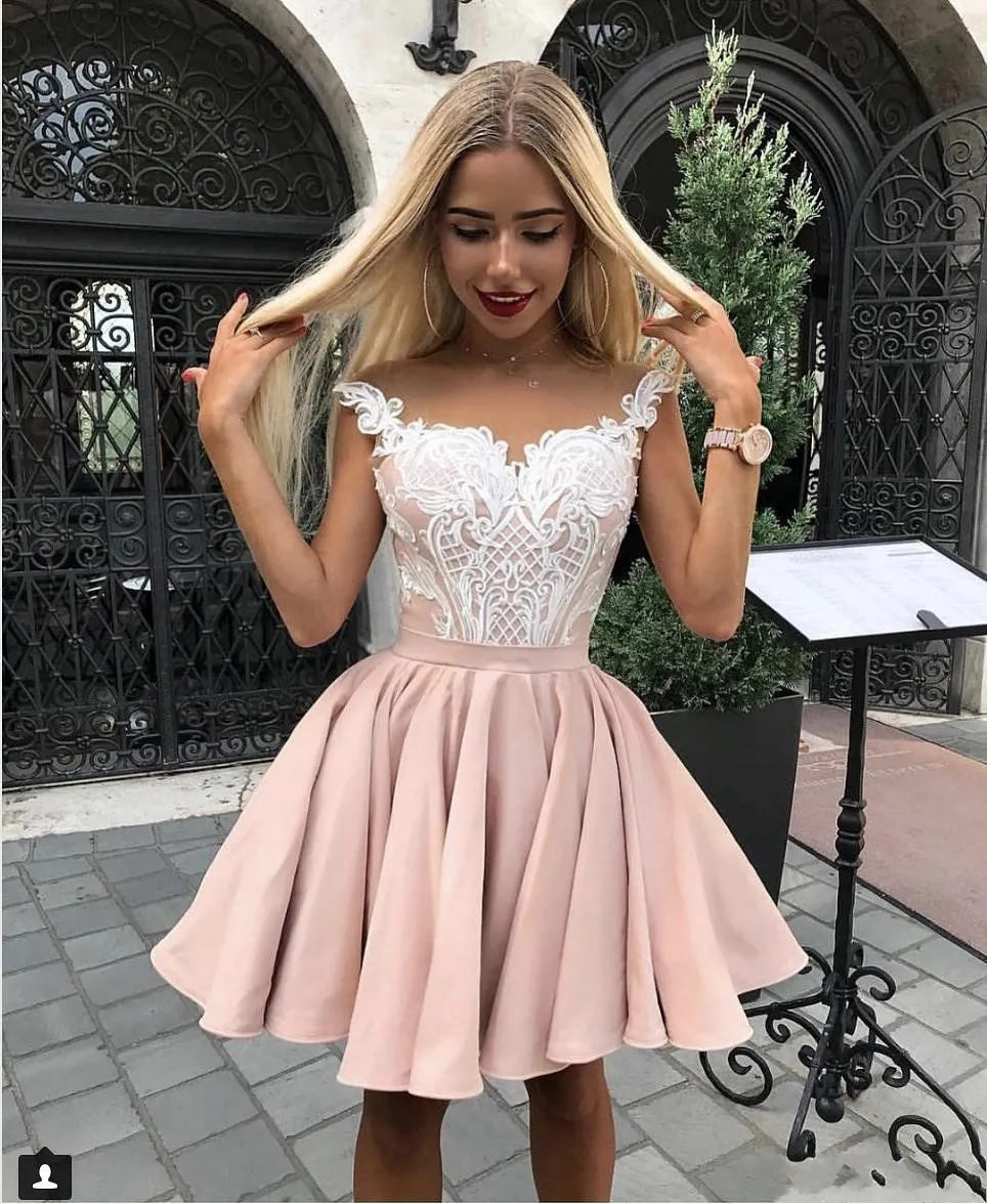 Inspirar Requisitos En general 2019 Vestidos De Fiesta Cortos Cortos Baratos Vestido De Cóctel Formal  Vestidos De Noche Vestidos De Homecoming Vestidos De Cuello Puro Apliques  De Encaje De 98,3 € | DHgate