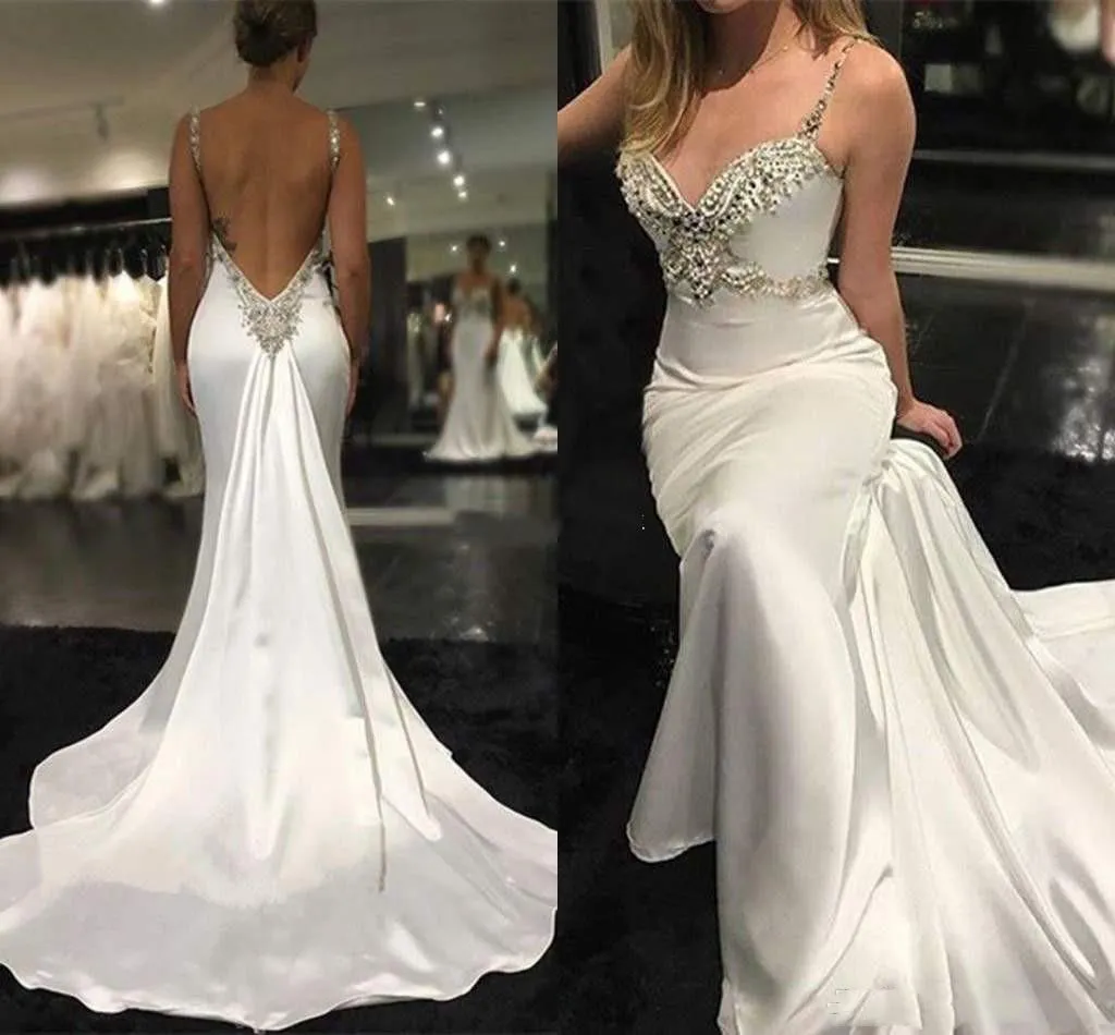 Moderne Spaghetti Sirène Robes De Mariée Sexy Dos Nu Cristaux Perlé Robe De Mariée Balayage Train Plage Robes De Mariée Pas Cher